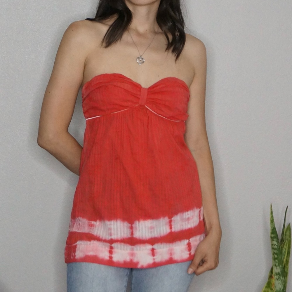 Red StraplessTie Dye Top with Tie in the Back Size M